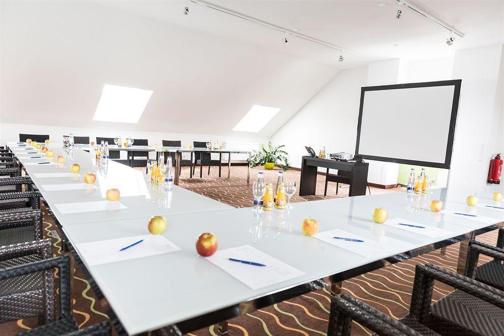 Hotel Arooma Erding Ngoại thất bức ảnh