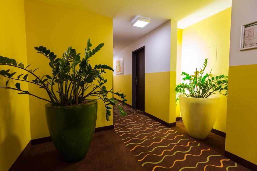 Hotel Arooma Erding Ngoại thất bức ảnh