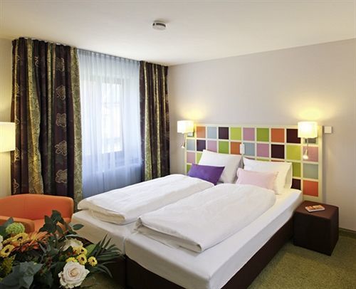 Hotel Arooma Erding Ngoại thất bức ảnh