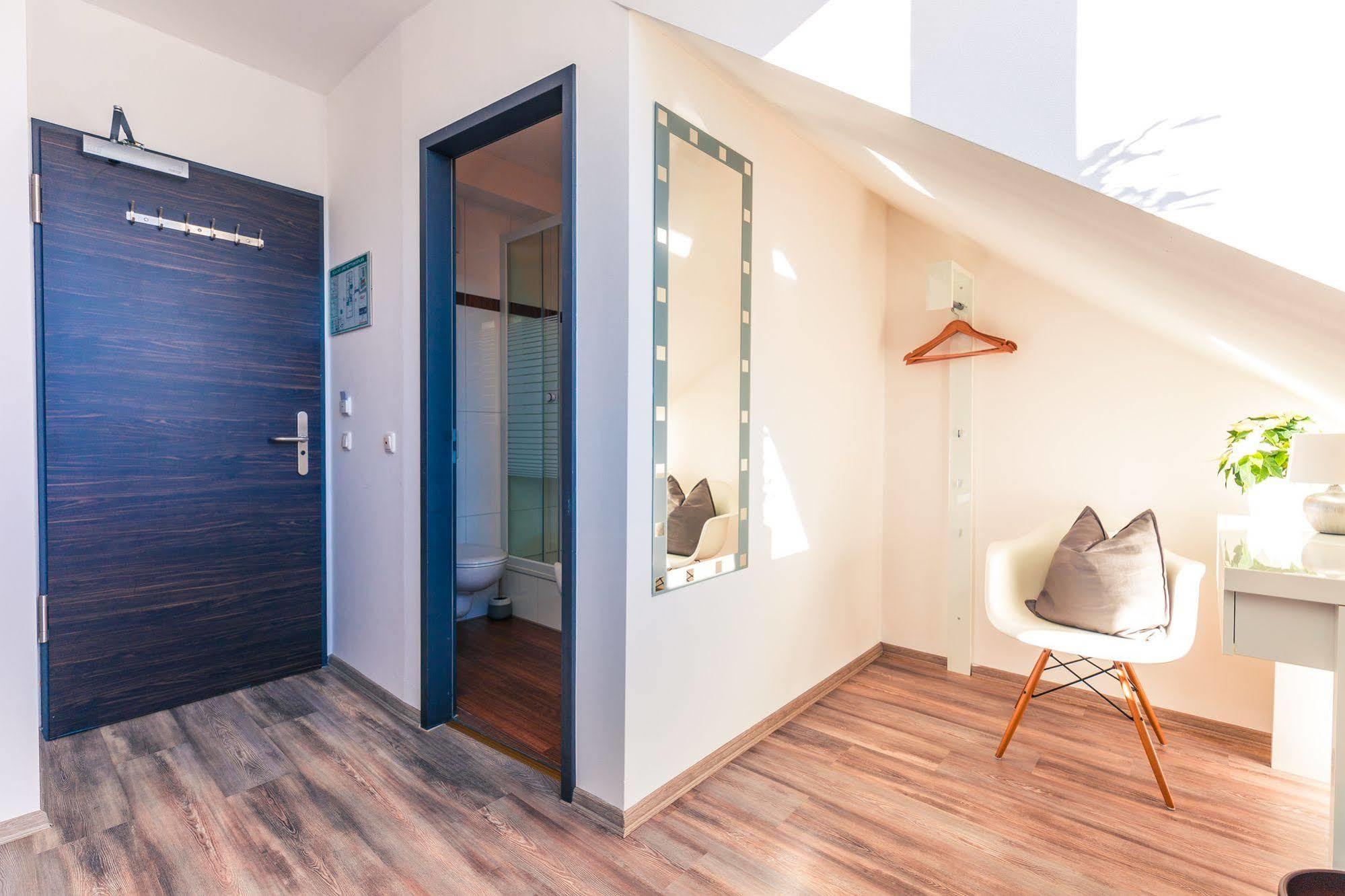 Hotel Arooma Erding Ngoại thất bức ảnh