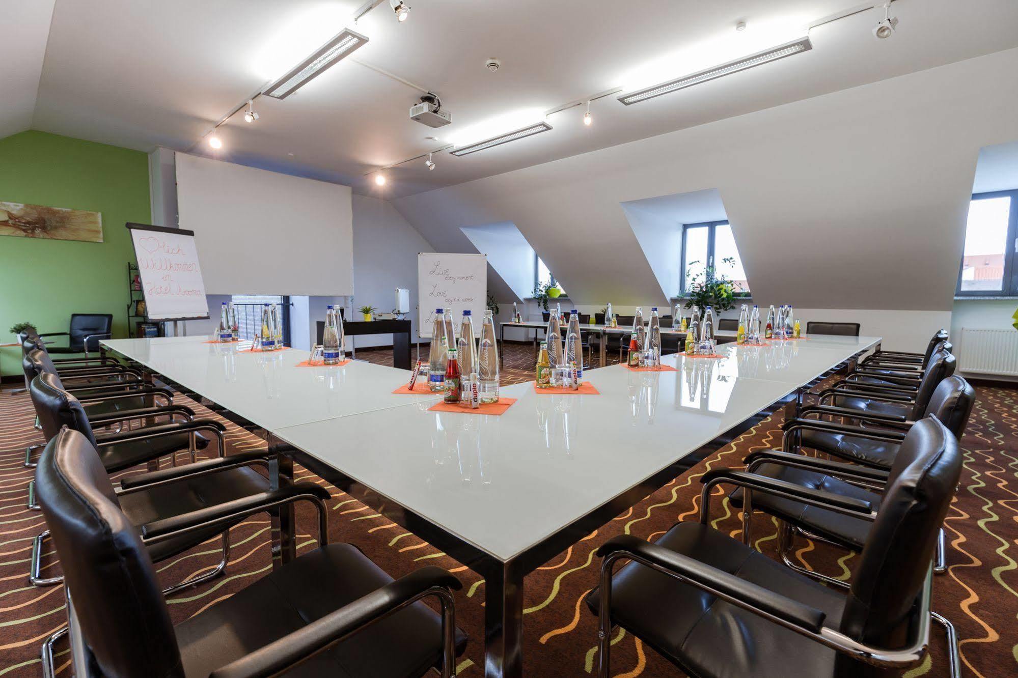 Hotel Arooma Erding Ngoại thất bức ảnh